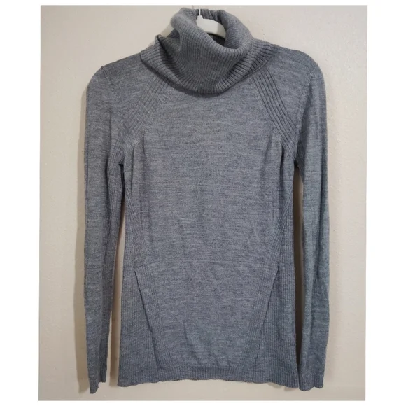 Lululemon Sweat And Savasana Merino Wool Grey Cozy Sweater Cabincore Size 4 - Picture 2 of 4